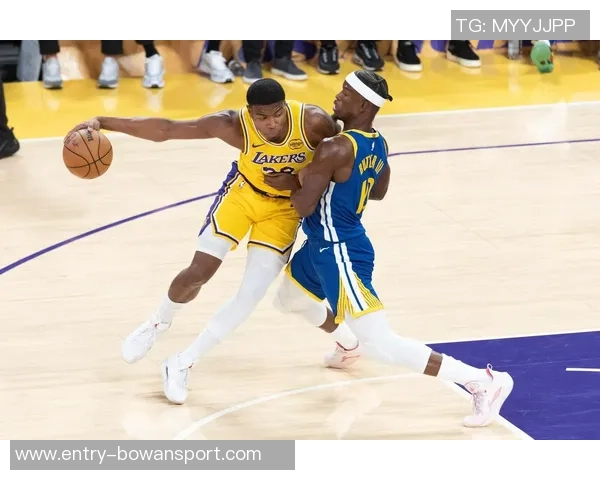 2021年湖人对勇士精彩对决回顾及赛季分析 2021年湖人对勇士精彩对决回顾及赛季分析