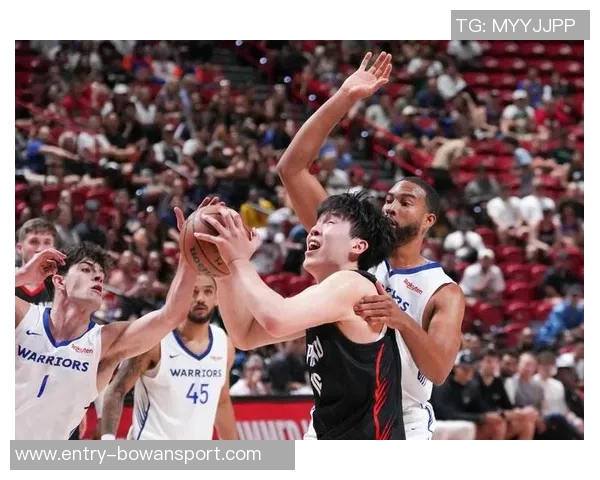 勇士与开拓者激战在即球迷期待精彩对决与球星表现 勇士与开拓者激战在即球迷期待精彩对决与球星表现